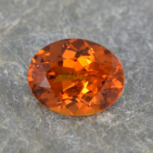 OrangeGrossular oval 9.5x7.5mm 2.39cts N og171 crop
