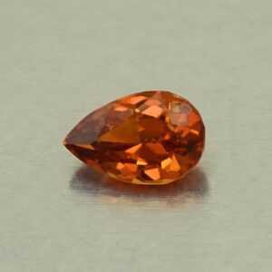OrangeGrossular pear 8.8x5.7mm 1.55cts N og428
