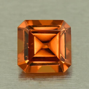 OrangeGrossular sq eme cut 4.8mm 0.58cts N og265