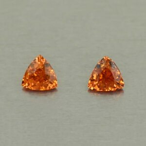 OrangeGrossular trill pair 4.0mm 0.43cts N og251