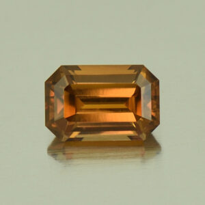 OrangeZircon eme cut 6.0x4.0mm 0.90cts N zn5351