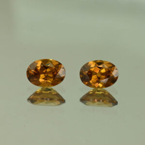 OrangeZircon oval pair 7.5x5.5mm 2.92cts N zn4215