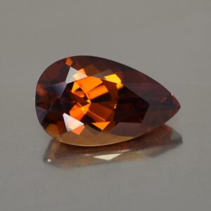 OrangeZircon pear 16.1x10.1mm 9.66cts N zn653