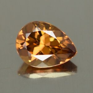 OrangeZircon pear 8.0x6.0mm 1.67cts N zn2806