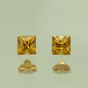 OrangeZircon princess pair 3.0mm 0.45cts N zn4227