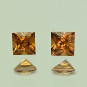 OrangeZircon princess pair 3.5mm 0.69cts N zn7818