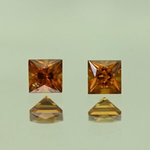 OrangeZircon princess pair 4.0mm 1.12cts N zn4232