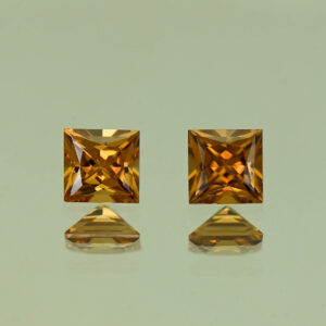 OrangeZircon princess pair 5.0mm 1.76cts N zn4234