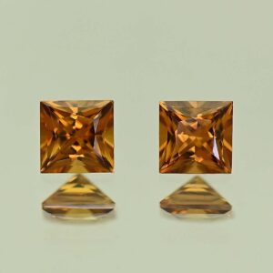 OrangeZircon princess pair 5.0mm 1.81cts N zn7822