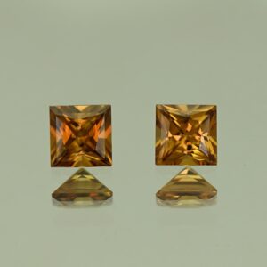 OrangeZircon princess pair 5.0mm 1.82cts N zn4244