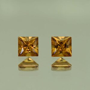 OrangeZircon princess pair 5.0mm 1.86cts N zn4240