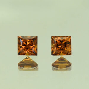 OrangeZircon princess pair 5.0mm 2.04cts N zn4239
