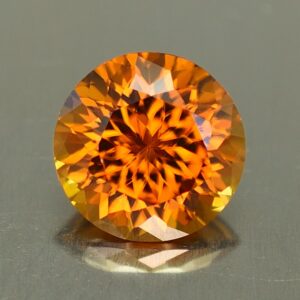 OrangeZircon round 8.0mm 2.94cts N zn1762
