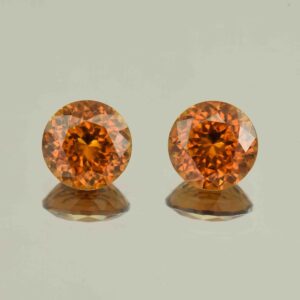 OrangeZircon round pair 11.0mm 15.33cts N zn6592 scaled 1 SOLD