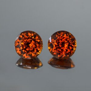 OrangeZircon round pair 12.0mm 20.48cts N zn458 b crop