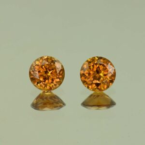OrangeZircon round pair 6.0mm 2.37cts N zn4121
