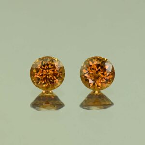 OrangeZircon round pair 6.0mm 2.54cts N zn4124