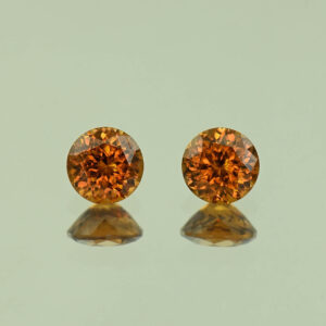 OrangeZircon round pair 6.0mm 2.68cts N zn4118