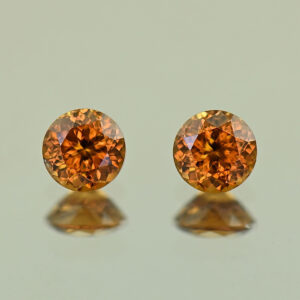 OrangeZircon round pair 6.0mm 2.69cts N zn7837