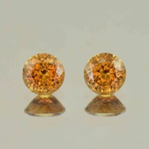 OrangeZircon round pair 6.5mm 3.32cts N zn6574