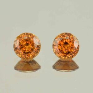 OrangeZircon round pair 7.0mm 3.95cts N zn6580
