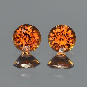 OrangeZircon round pair 7.0mm 4.03cts zn1995 SOLD