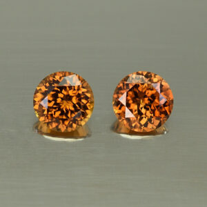 OrangeZircon round pair 7.5mm 4.45cts N zn4139