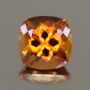 OrangeZircon sq cush 7.0mm 2.41cts N zn2808