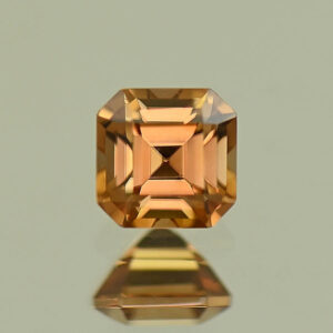 OrangeZircon sq eme cut 5.0mm 1.02cts N zn7843
