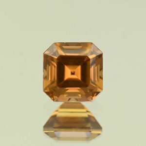 OrangeZircon sq eme cut 6.0mm 1.91cts N zn7613
