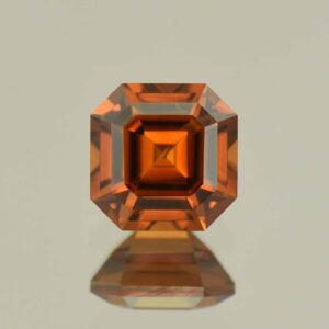 OrangeZircon sq eme cut 6.5mm 2.07cts N zn6599