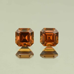 OrangeZircon sq eme cut pair 6.0mm 3.79cts N zn7618