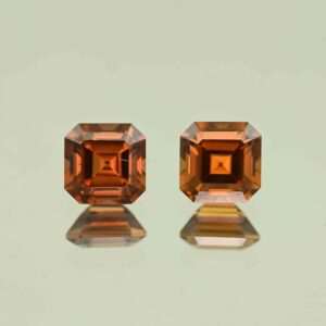 OrangeZircon sq eme cut pair 7.0mm 5.53cts N zn7628 scaled 1