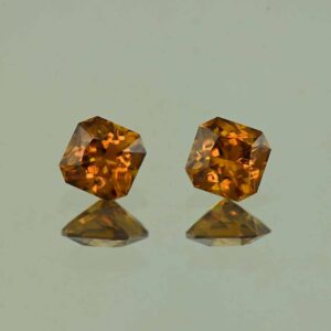 OrangeZircon sq rad pair 5.0mm 1.69cts N zn7157