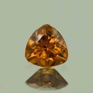 OrangeZircon trill 5.7mm 0.93cts N zn7165