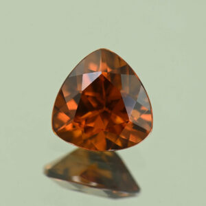 OrangeZircon trill 7.5mm 2.11cts N zn7179