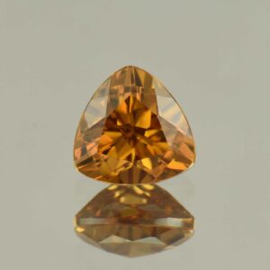 OrangeZircon trill 7.5mm 2.39cts N zn6617