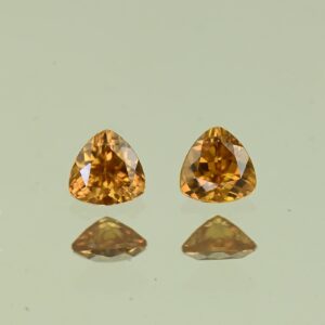 OrangeZircon trill pair 4.0mm 0.68cts N zn4141