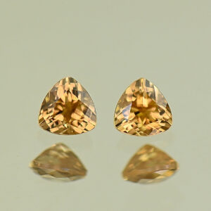 OrangeZircon trill pair 4.0mm 0.75cts N zn7846