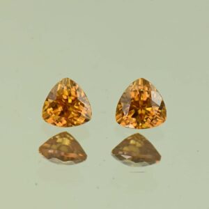 OrangeZircon trill pair 4.5mm 1.05cts N zn4144