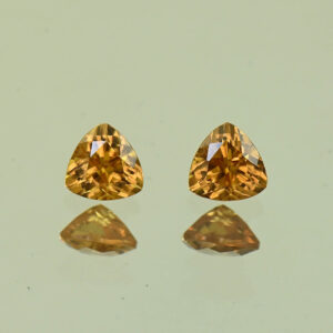 OrangeZircon trill pair 4.5mm 1.07cts N zn4145