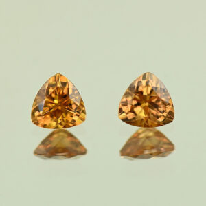 OrangeZircon trill pair 5.5mm 1.80cts N zn7850
