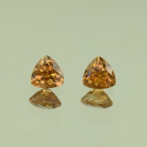 OrangeZircon trill pair 6.0mm 2.26cts N zn4178