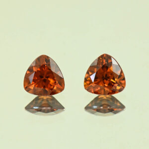 OrangeZircon trill pair 7.5mm 3.93cts N zn4196