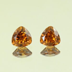 OrangeZircon trill pair 7.5mm 4.34cts N zn4197