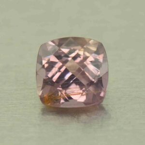 PadOrangeSapphire ch sq cush 5.0mm 0.75cts N sa825