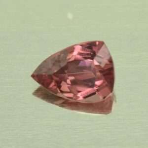 PeachSpinel drop trill 6.8x5.0mm 0.80cts N sp813