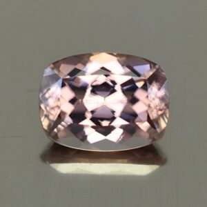 PinkChampagneZircon cush 8.5x6.4mm 2.59cts N zn2865