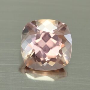 PinkChampagneZircon sq cush 9.0mm 5.11cts H zn4435