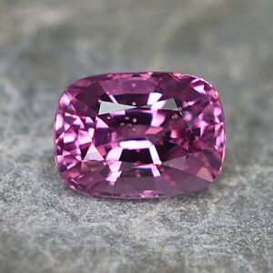 PinkSpinel_cushion_7.0x5.1mm_1.44cts_sp224.jpg